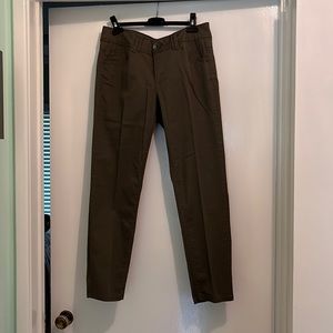 Brand new w/o tags…. Skinny pant in olive green